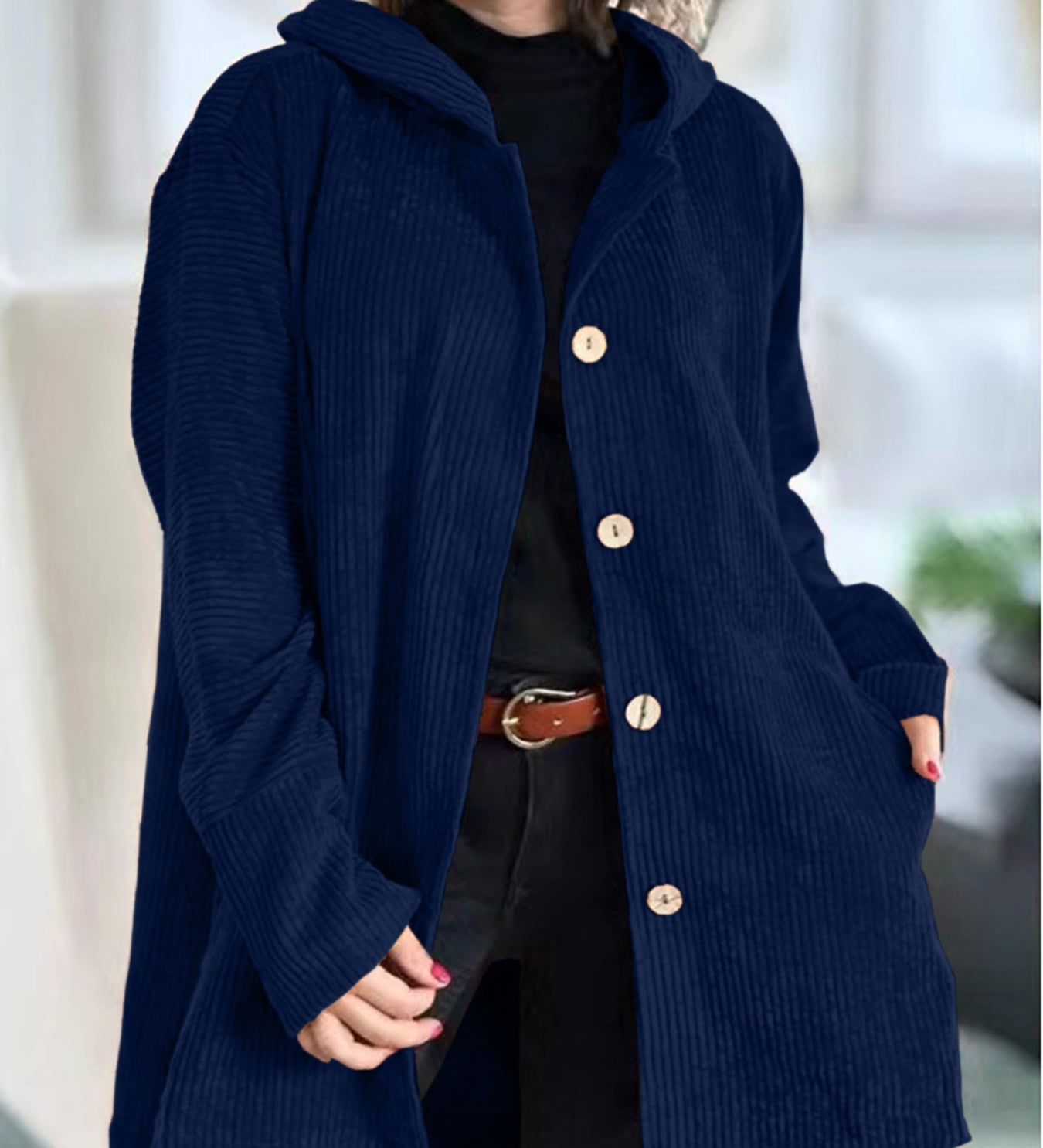 Cordia™ – pehmeä vakosamettitakki hupulla