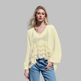 LEONA™ - Tyylikäs V-pääntie Cover-Up Toppi, jossa on lepakkohihat