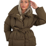 Karly™ – Lyhyt puffer-takki vyötärötaskuilla