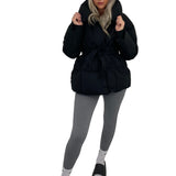 Karly™ – Lyhyt puffer-takki vyötärötaskuilla