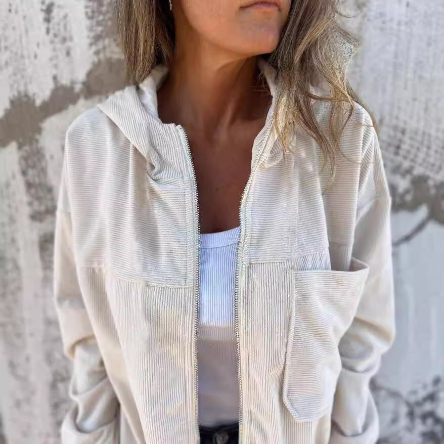 Lisa™ – Rentoon tyyliin kevättakki kevyestä puuvillatwillistä