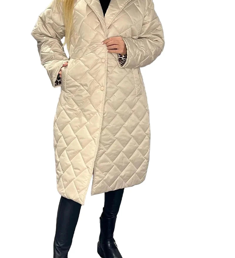 Éclat™ – Keskipitkä käännettävä toppatakki leopardivuorella